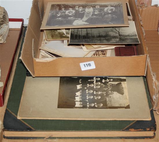 Photographs & Carte de Visite